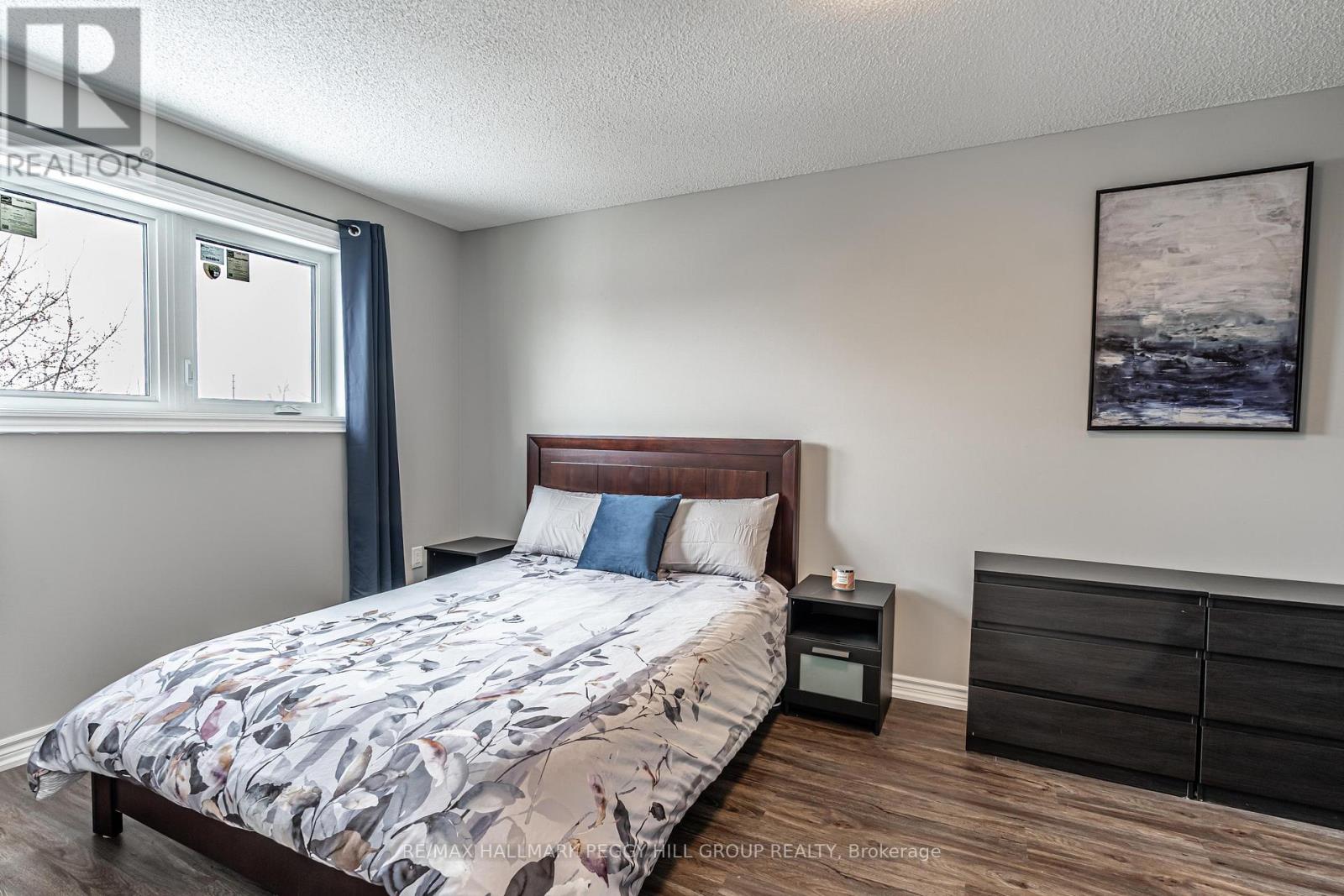 99 Mcintyre Drive, Barrie, Ontario  L4N 4K6 - Photo 20 - S12162436