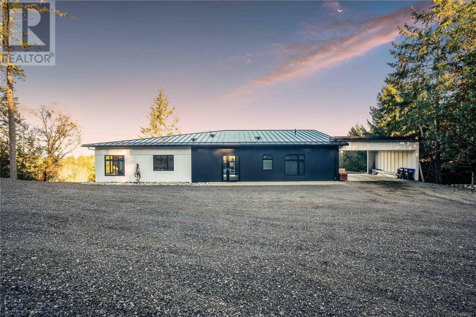 6290 Phantom Rd, Lantzville, British Columbia  V0R 2H0 - Photo 4 - 985511