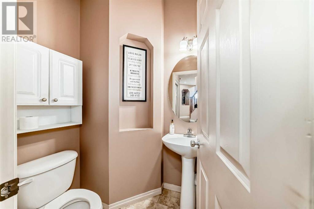 250 Eversyde Close Sw, Calgary, Alberta  T2Y 5A2 - Photo 13 - A2207608