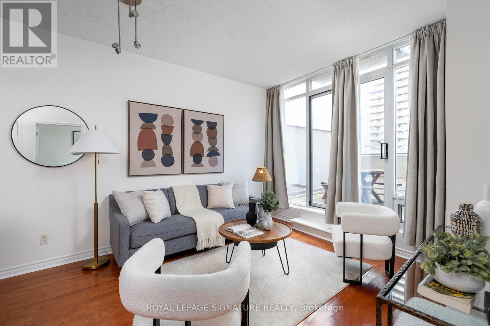 411 - 15 Windermere Avenue, Toronto (High Park-Swansea), Ontario  M6S 5A2 - Photo 17 - W12162367