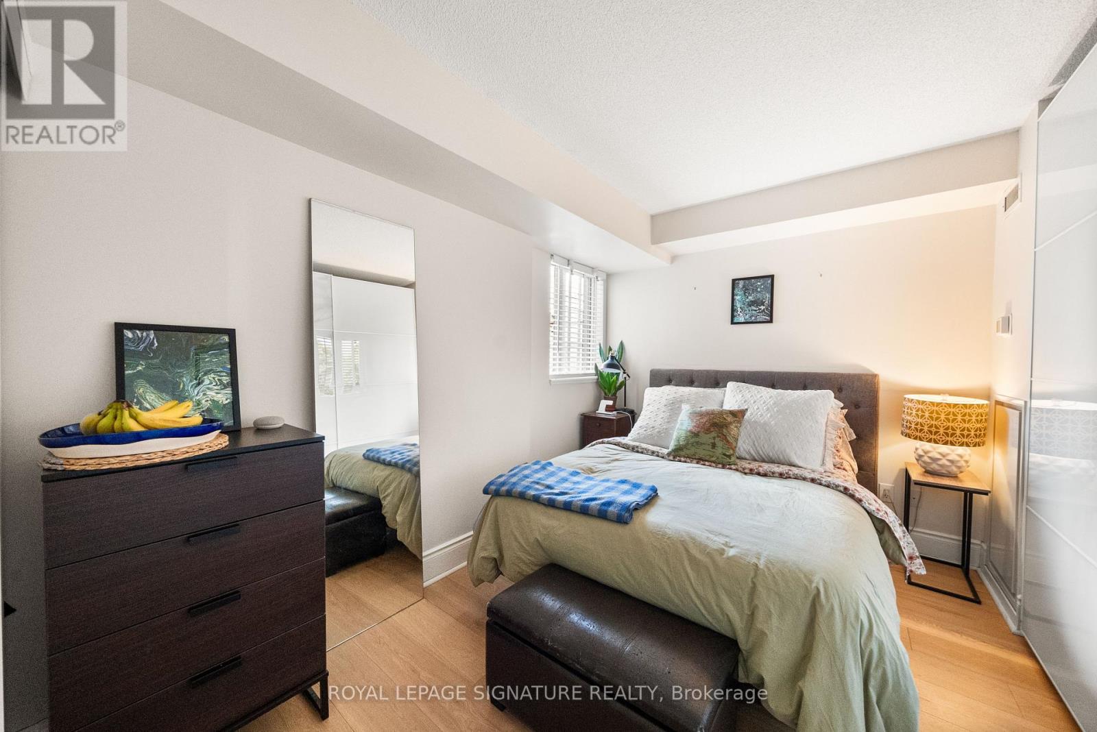 423 - 437 Roncesvalles Avenue, Toronto, Ontario  M6R 3B9 - Photo 22 - W12162412