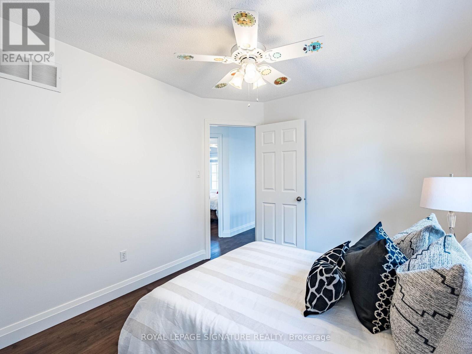 5852 Terrapark Trail, Mississauga, Ontario  L5M 6S1 - Photo 29 - W12162426