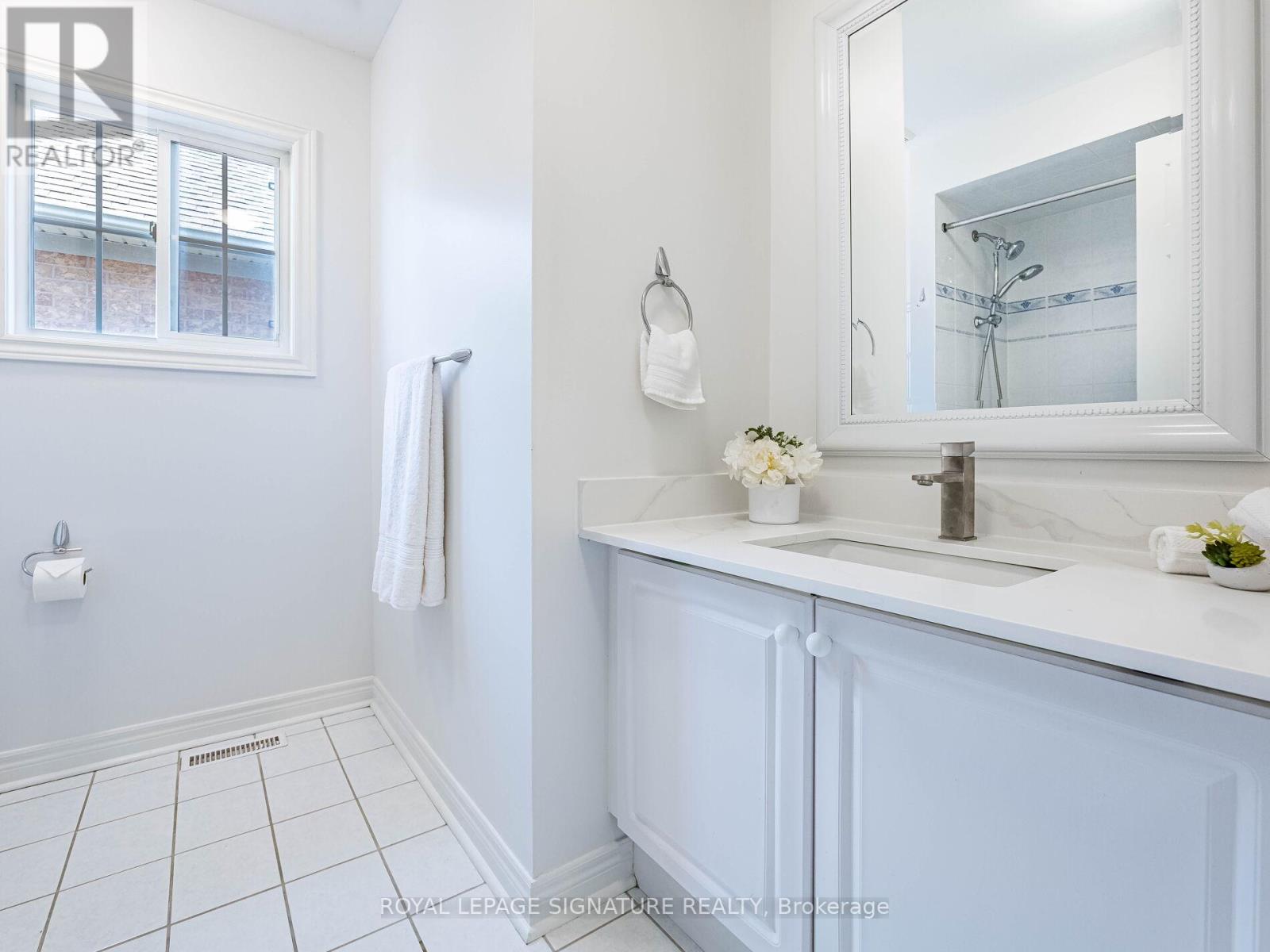 5852 Terrapark Trail, Mississauga, Ontario  L5M 6S1 - Photo 34 - W12162426