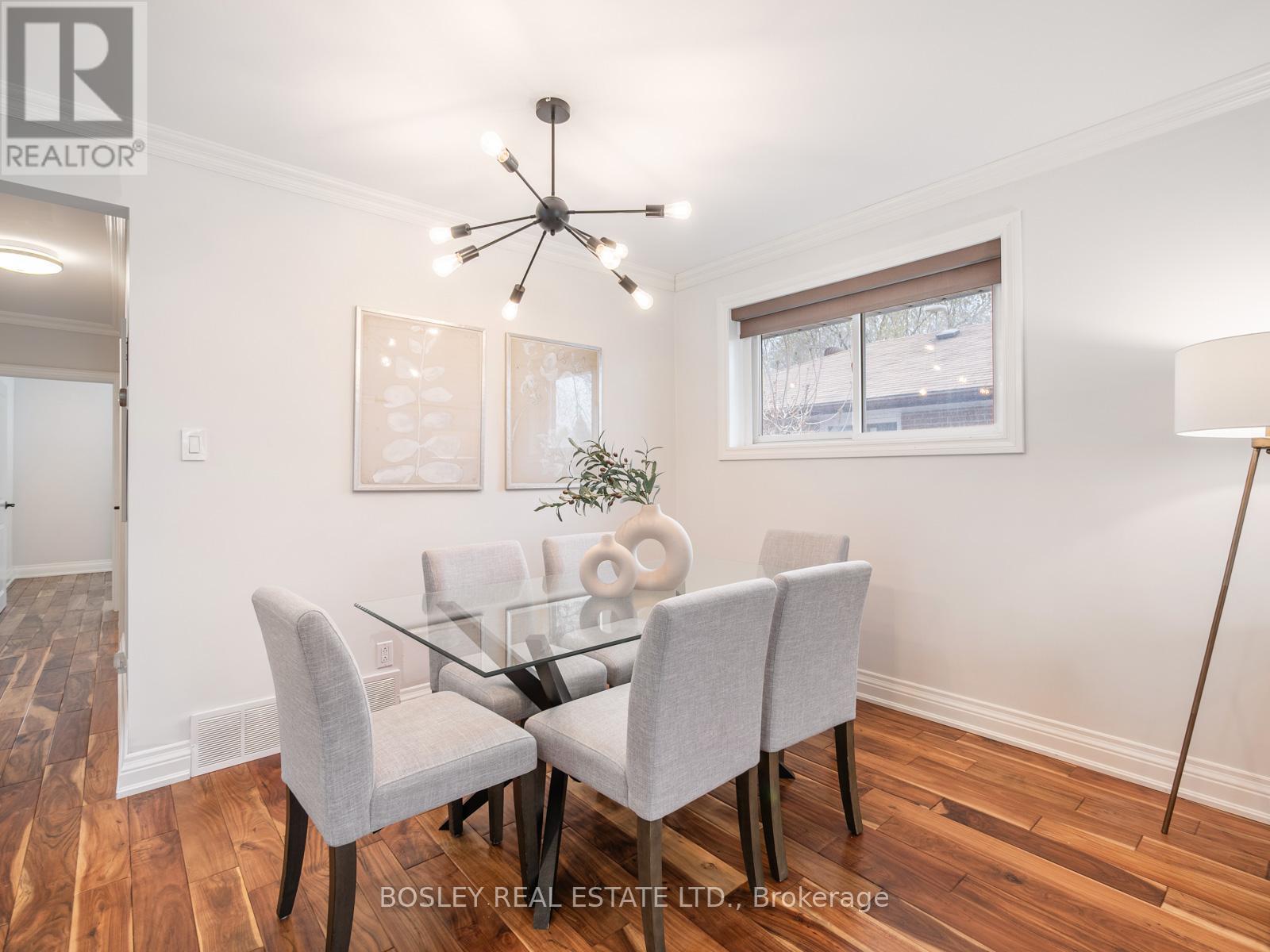 2744 Truscott Drive, Mississauga, Ontario  L5J 2B7 - Photo 14 - W12162453