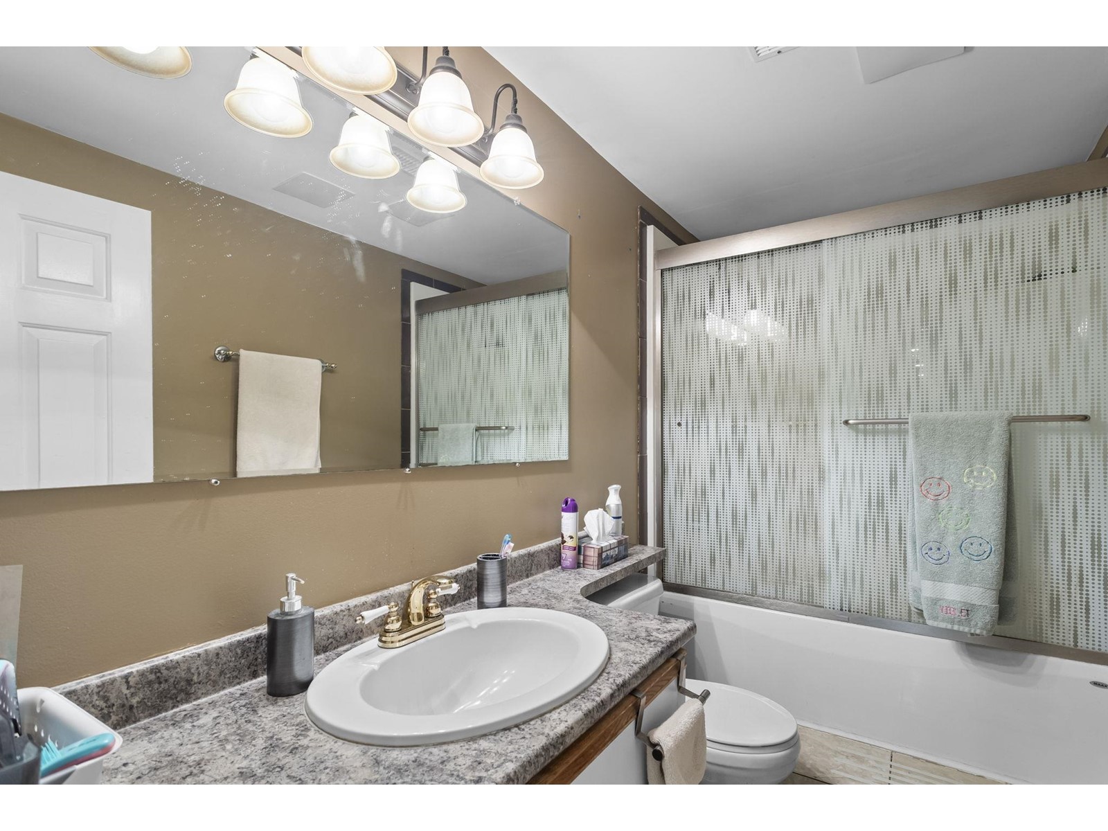 2530 Magnolia Crescent, Abbotsford, British Columbia  V2T 3N2 - Photo 14 - R3003502