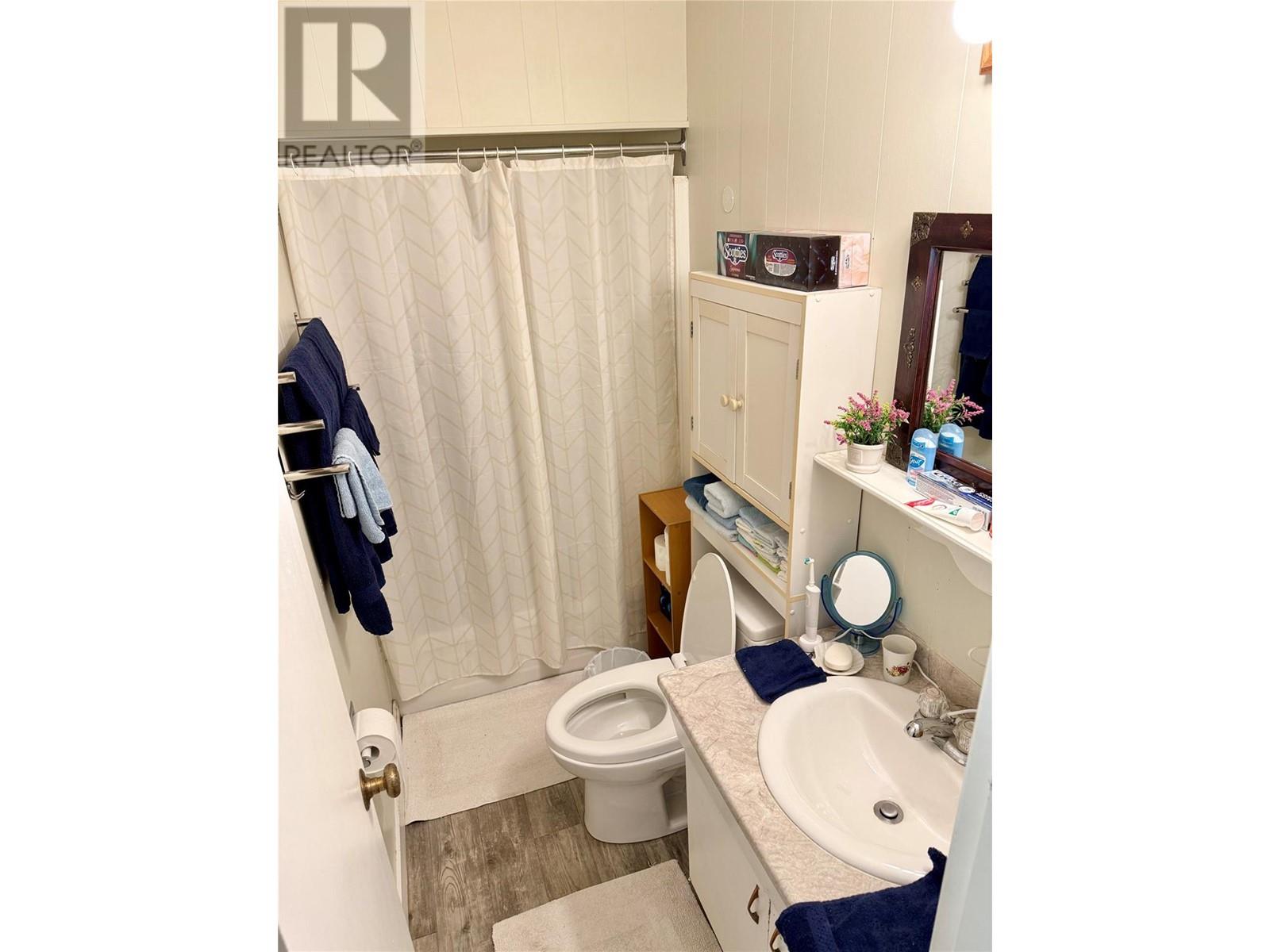 7355 7th Street, Grand Forks, BC V0H1H0