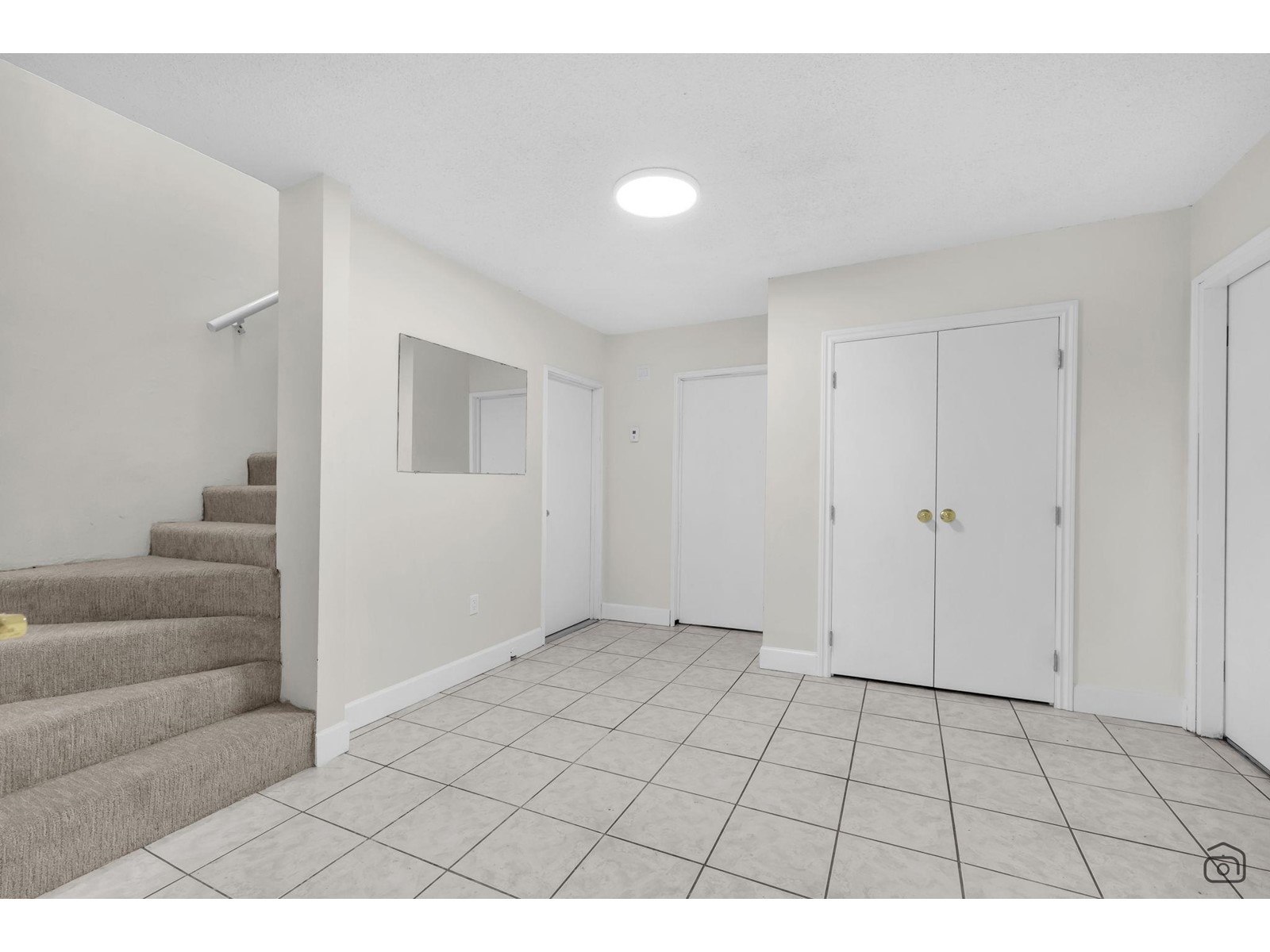 16390 48 Avenue, Surrey, British Columbia  V3S 0L2 - Photo 5 - R3005115