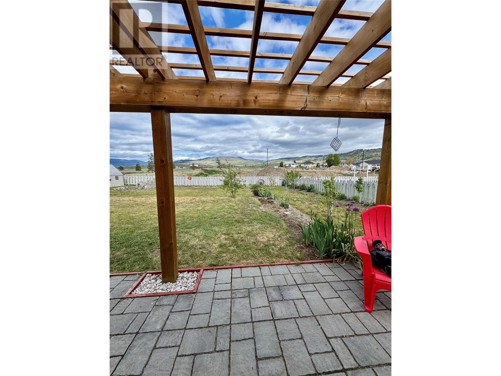 1740 Armstrong Street, Merritt, British Columbia  V1K 1E7 - Photo 38 - 10348376