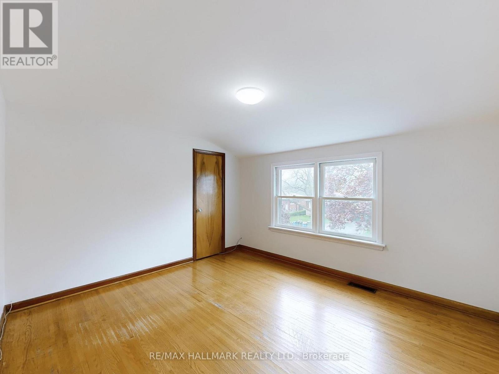 124 Mcelroy Road E, Hamilton (Balfour), Ontario  L9A 1Y9 - Photo 24 - X12162349