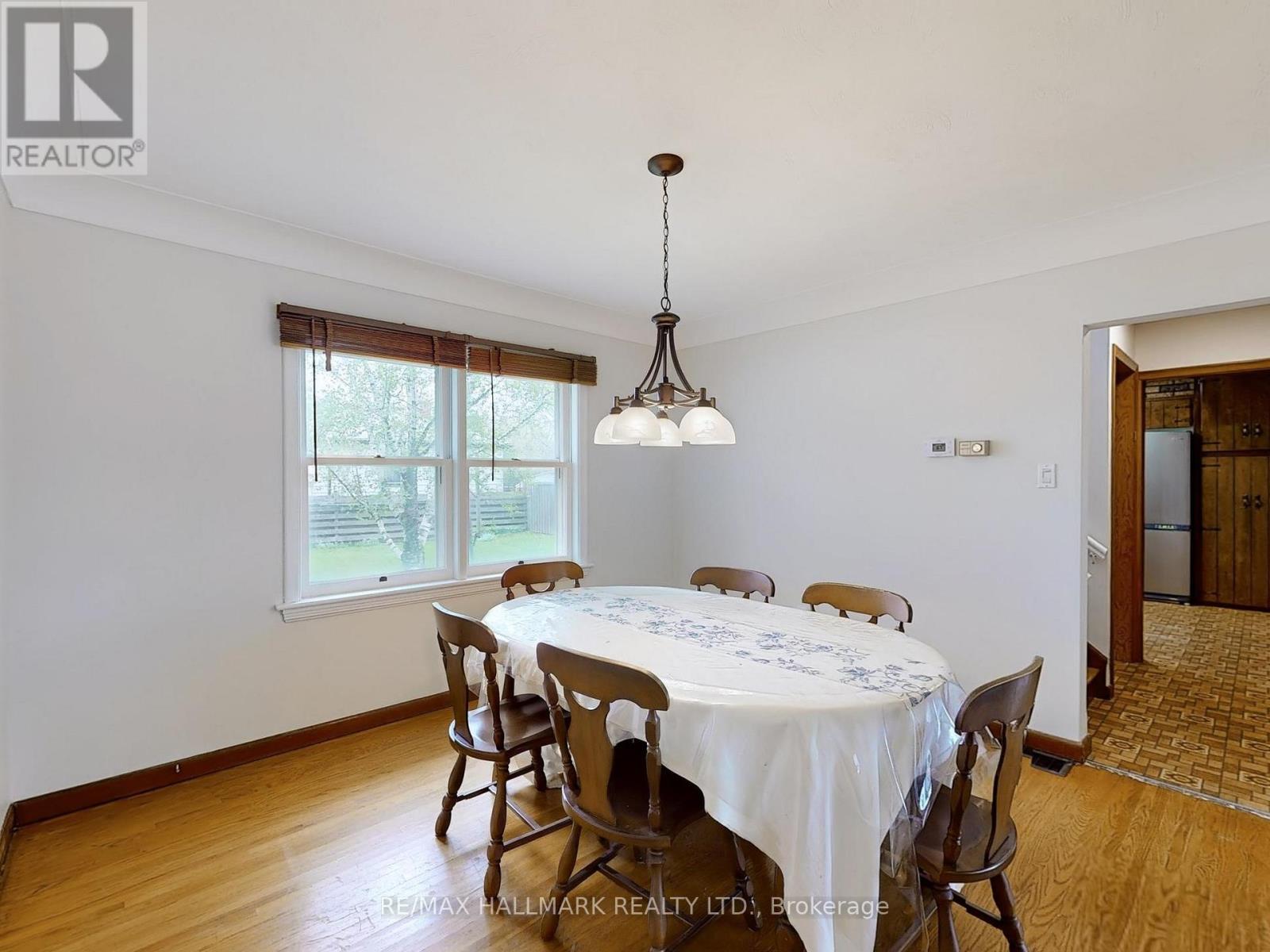 124 Mcelroy Road E, Hamilton (Balfour), Ontario  L9A 1Y9 - Photo 9 - X12162349