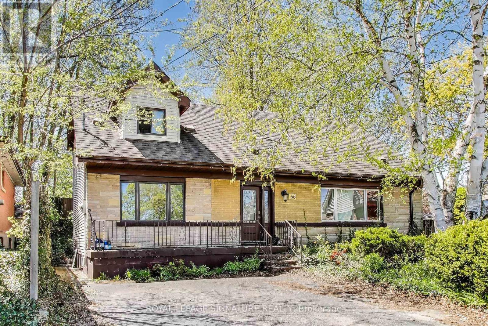 68 Harold Street, Hamilton (Ainslie Wood), Ontario  L8S 2R9 - Photo 1 - X12162373