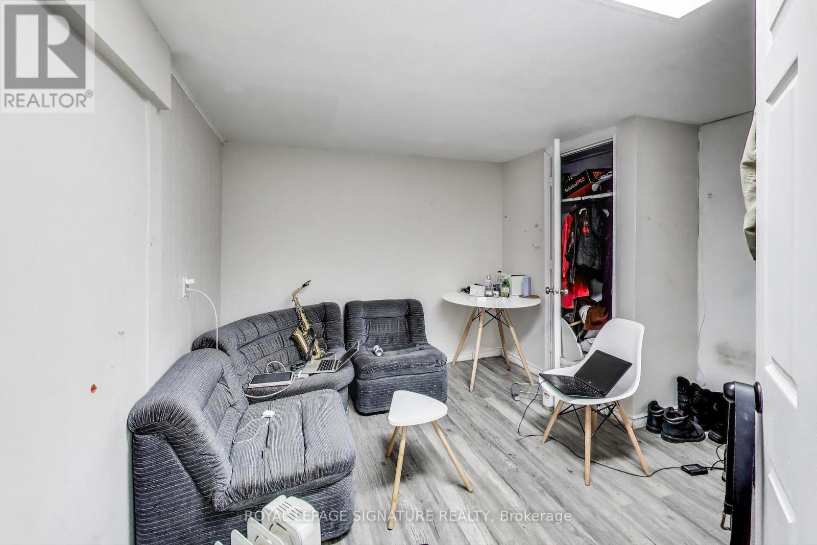 68 Harold Street, Hamilton (Ainslie Wood), Ontario  L8S 2R9 - Photo 32 - X12162373