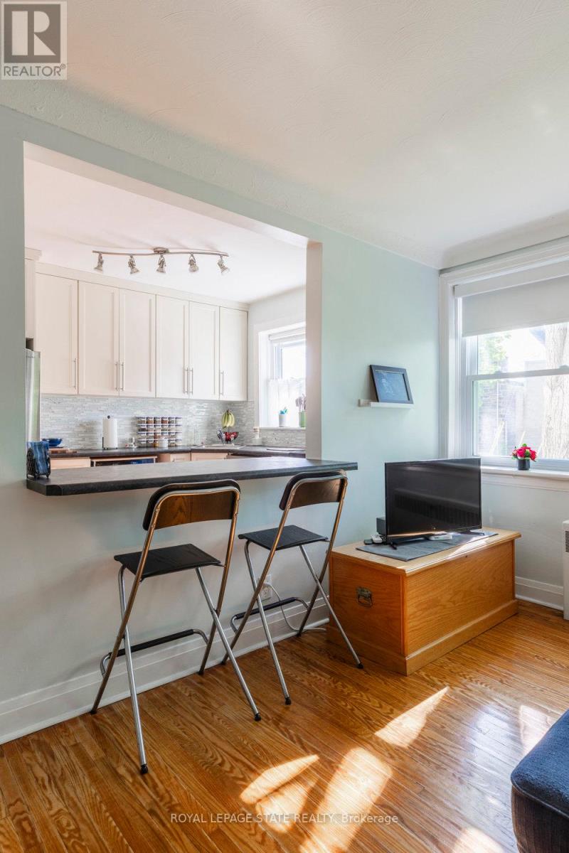 2 - 2 Stroud Road, Hamilton, Ontario  L8S 1Z6 - Photo 11 - X12162437
