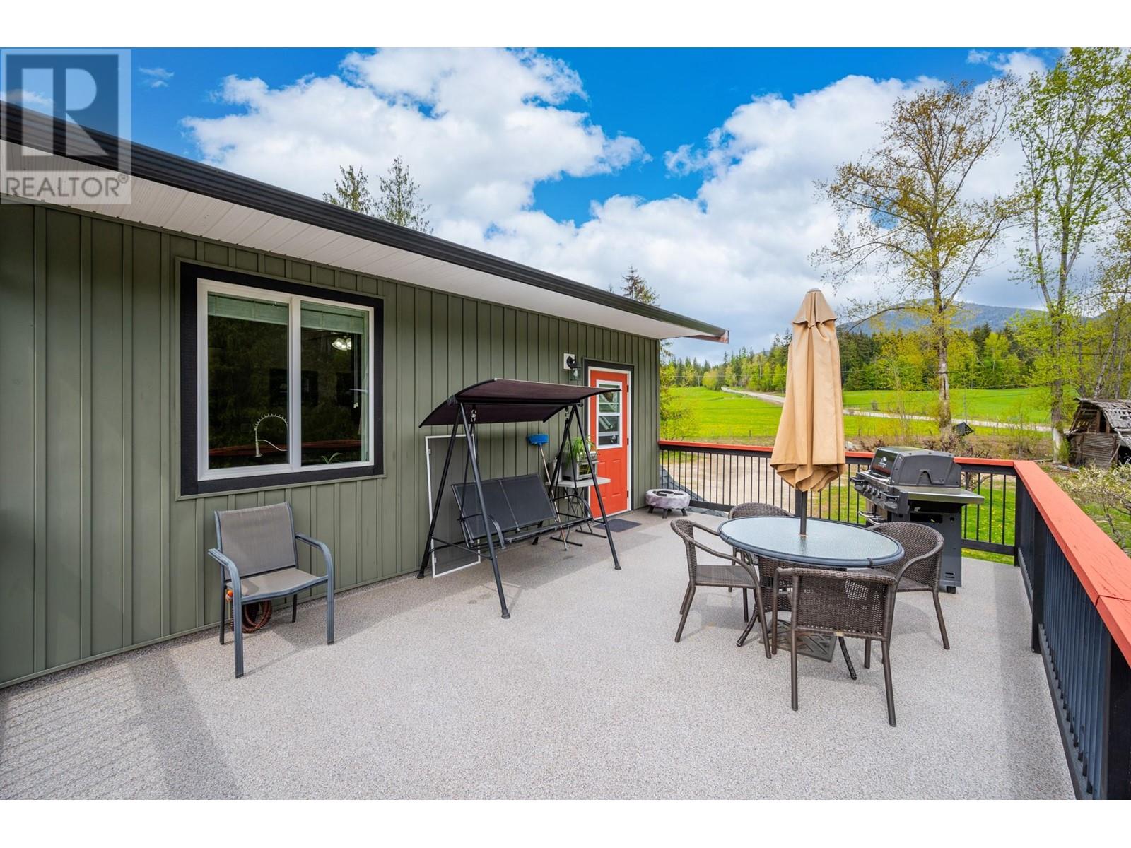 787 Crescent Bay Road Lot# 133, Nakusp, BC V0G1R1