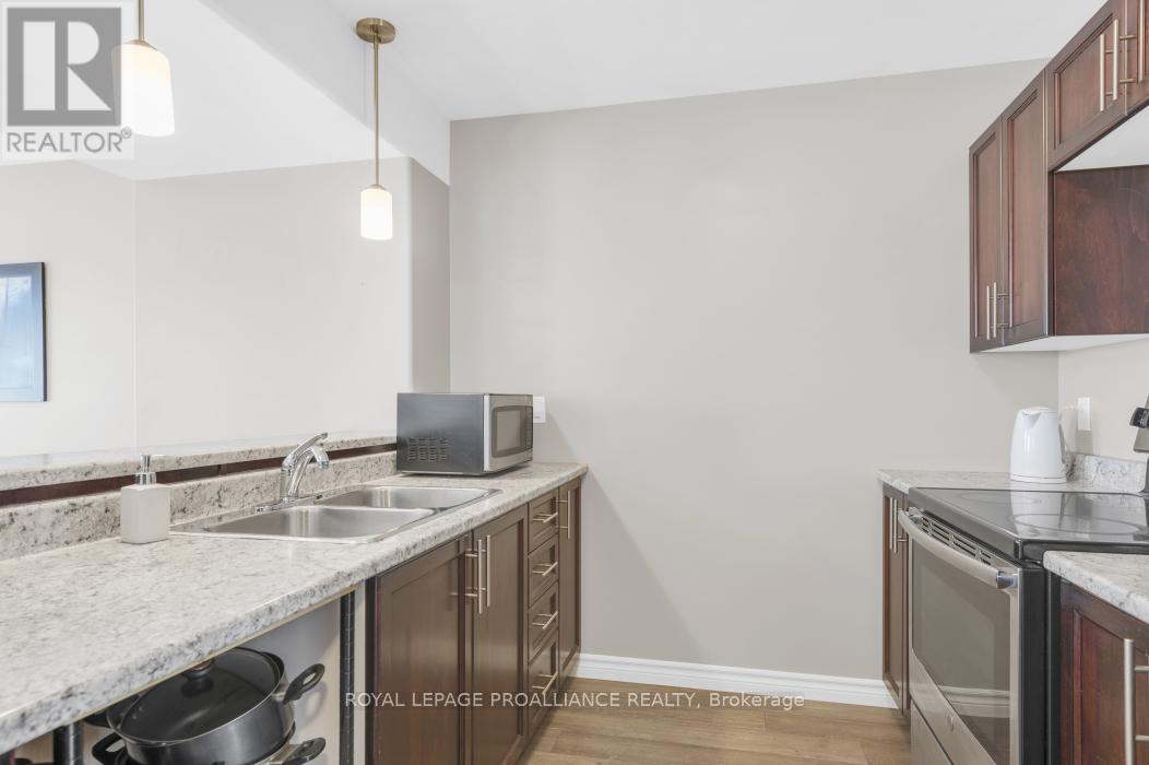 35 Mountain Ash Drive, Belleville, Ontario  K8N 0E3 - Photo 12 - X12162757