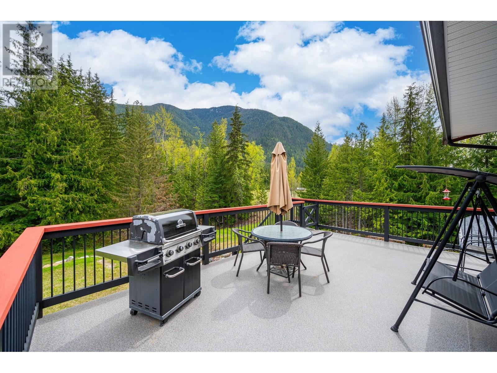 787 Crescent Bay Road Lot# 133, Nakusp, BC V0G1R1