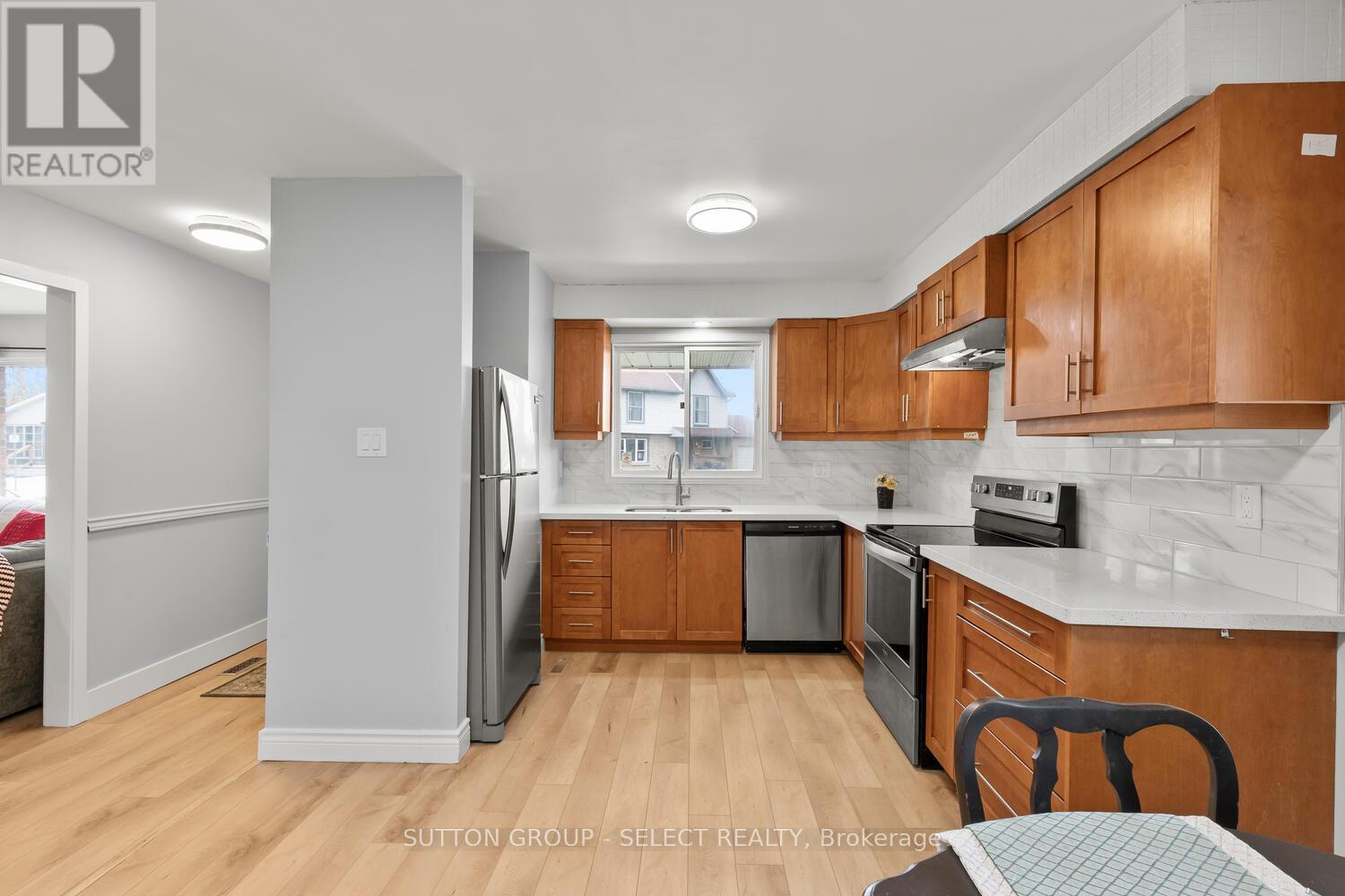 Photo 12 of 47 for 74 Archer Crescent
