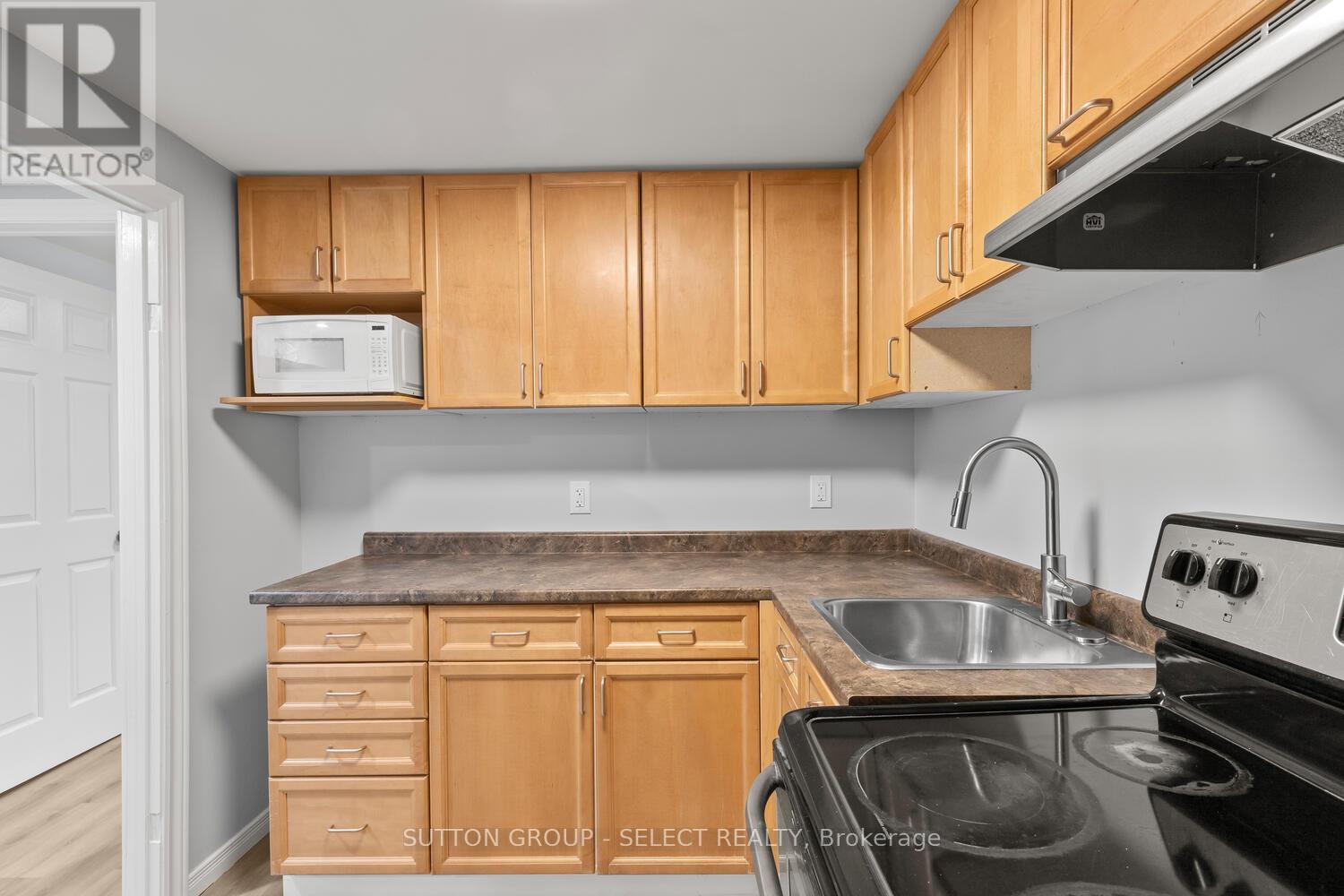 Photo 33 of 47 for 74 Archer Crescent