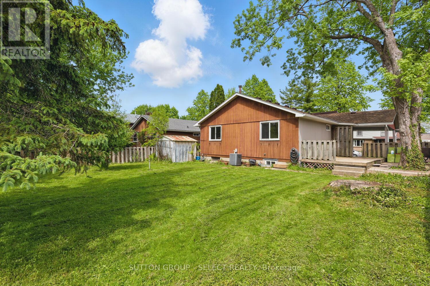 74 Archer Crescent, London South, Ontario  N6E 2A5 - Photo 46 - X12162697