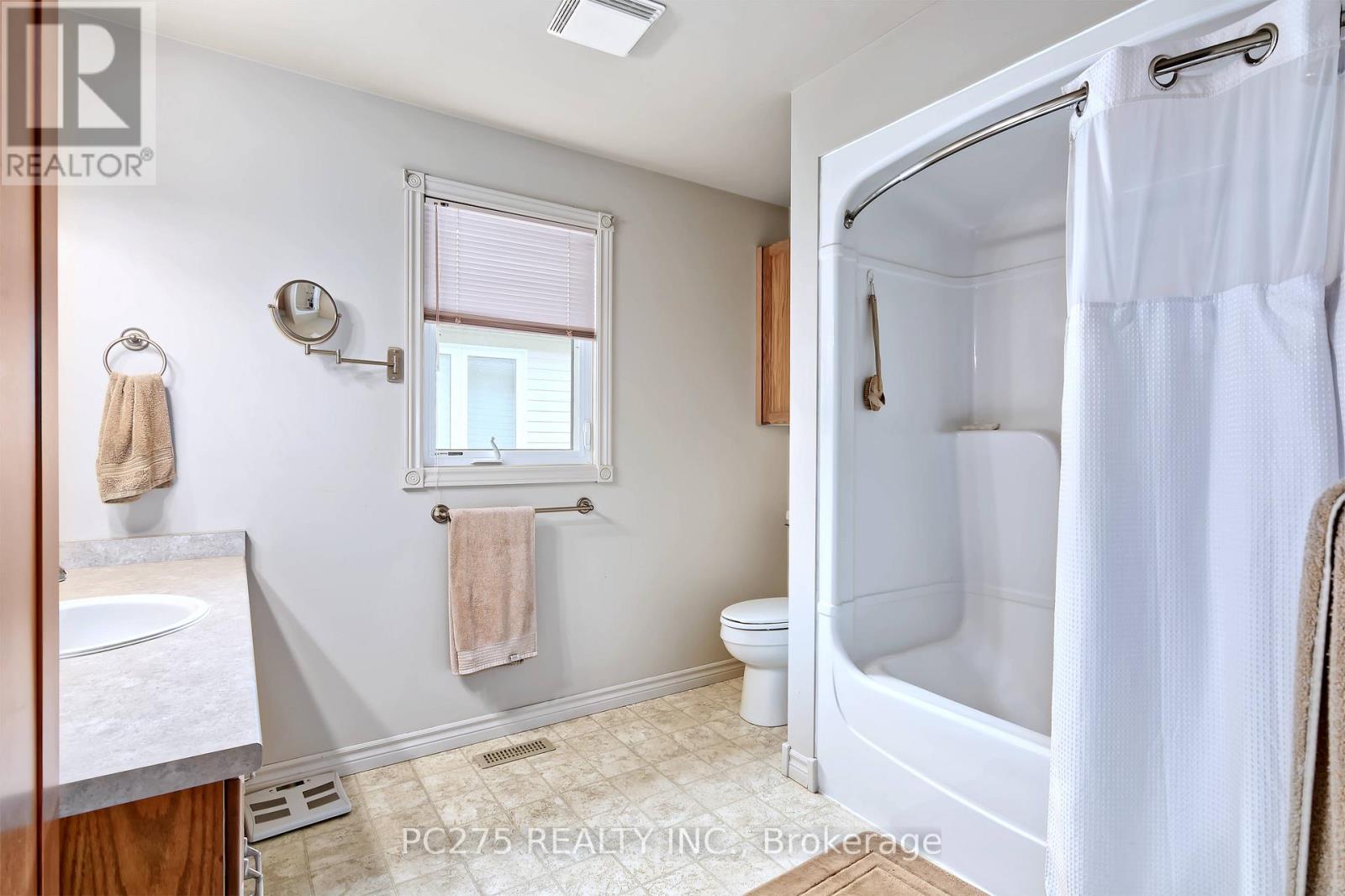 28 Rebecca Drive, Aylmer, Ontario  N5H 3G4 - Photo 13 - X12162713