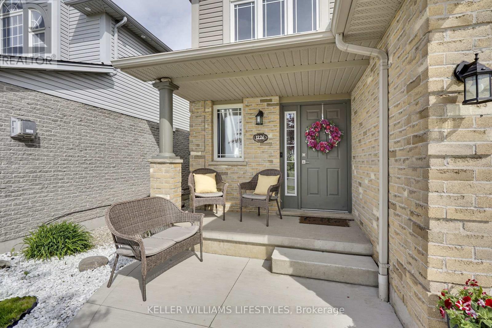 1226 Darnley Boulevard, London South, Ontario  N6M 1L1 - Photo 7 - X12162719
