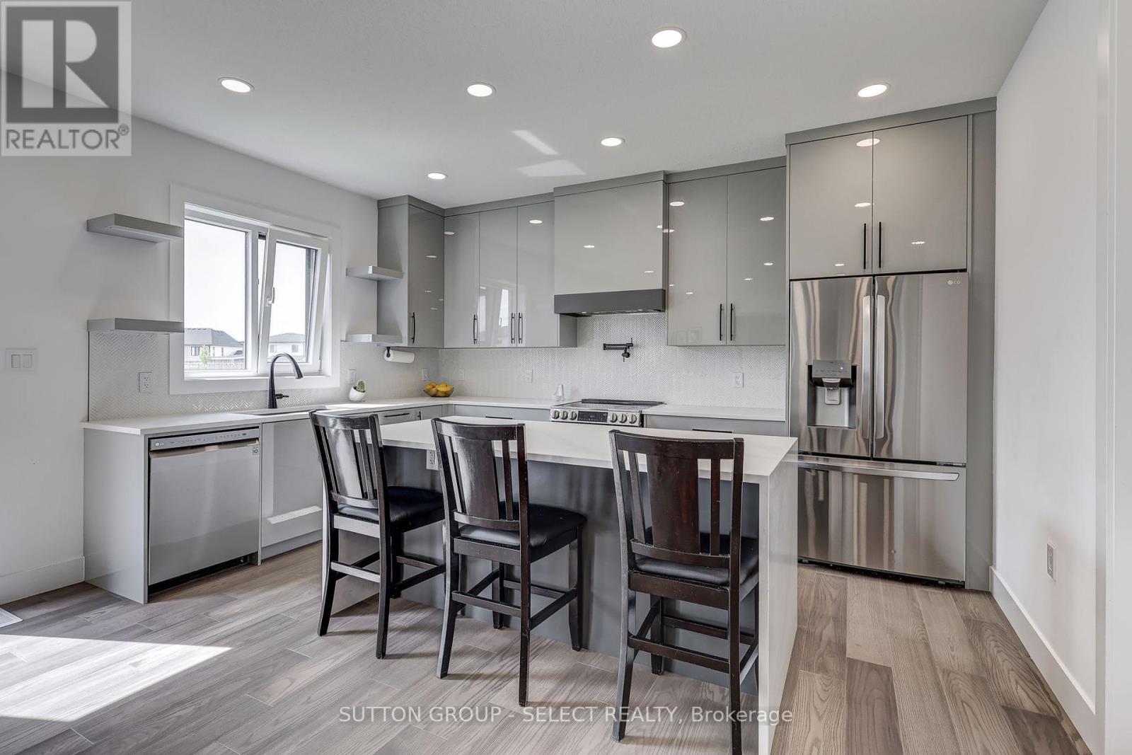 144 Winlow Way, Middlesex Centre (Kilworth), Ontario  N0L 1R0 - Photo 11 - X12162726