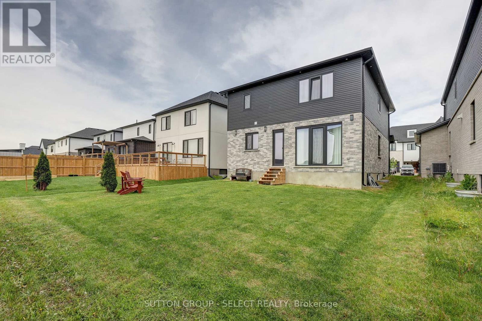 144 Winlow Way, Middlesex Centre (Kilworth), Ontario  N0L 1R0 - Photo 31 - X12162726