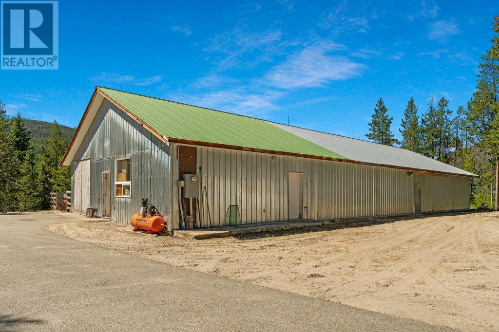145 Jellicoe Road, Princeton, BC V0X1W0