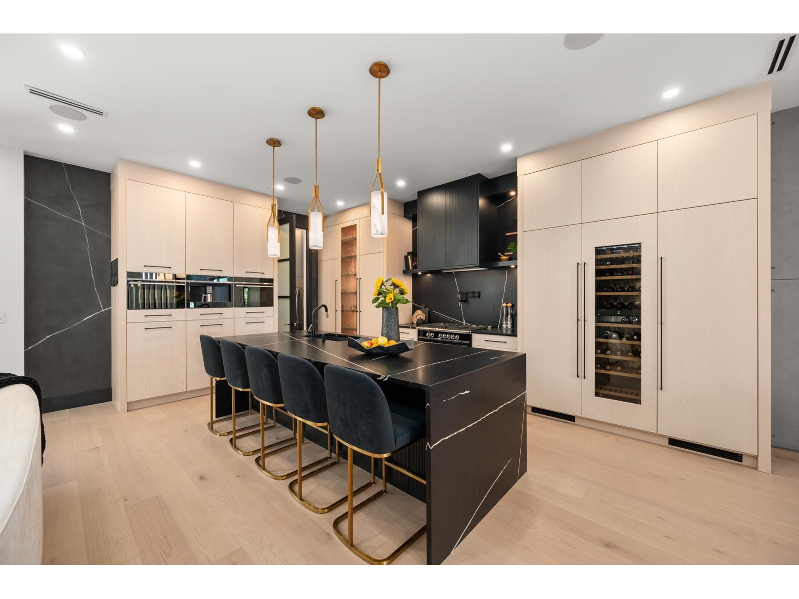 1255 Kent Street, White Rock, British Columbia  V4B 4T6 - Photo 11 - R2979807