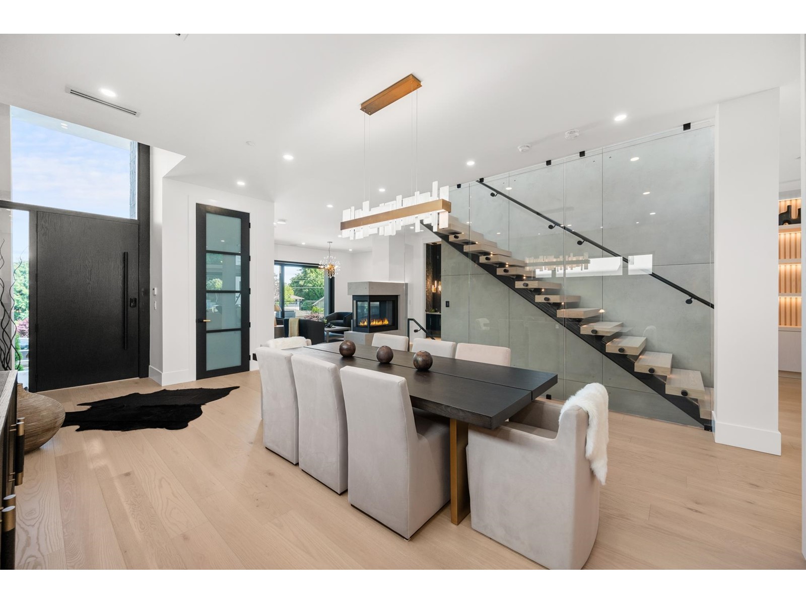 1255 Kent Street, White Rock, British Columbia  V4B 4T6 - Photo 9 - R2979807