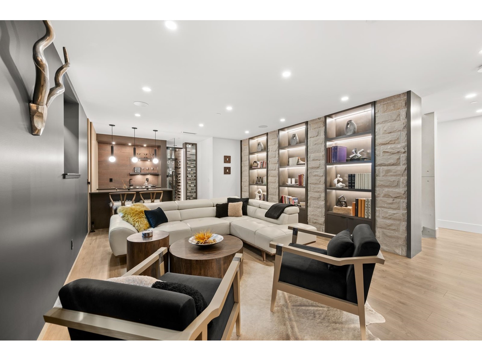 1255 Kent Street, White Rock, British Columbia  V4B 4T6 - Photo 16 - R2979807