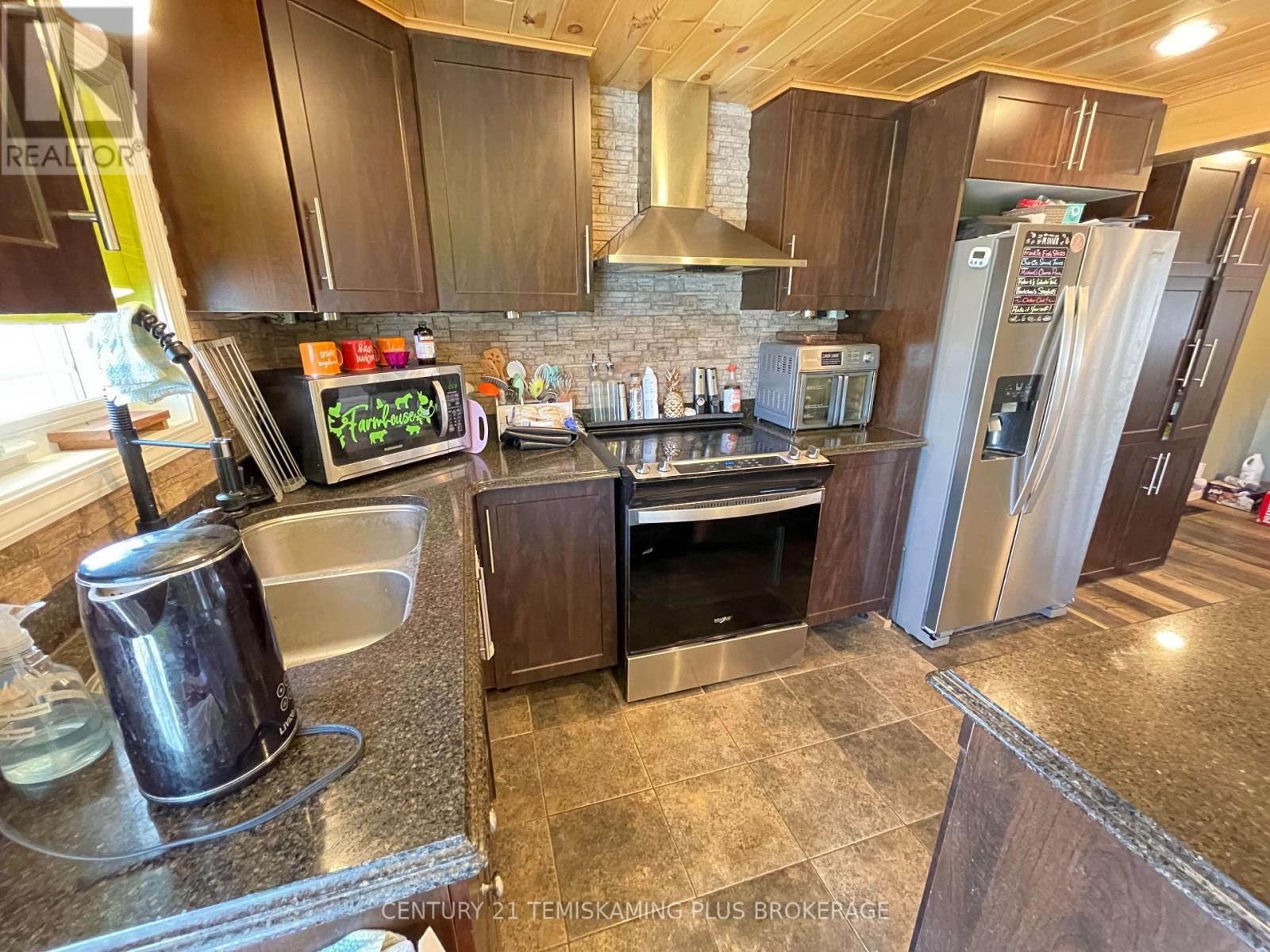 487611 Aidie Creek Garden Road, Englehart, Ontario  P0J 1H0 - Photo 20 - T12162690