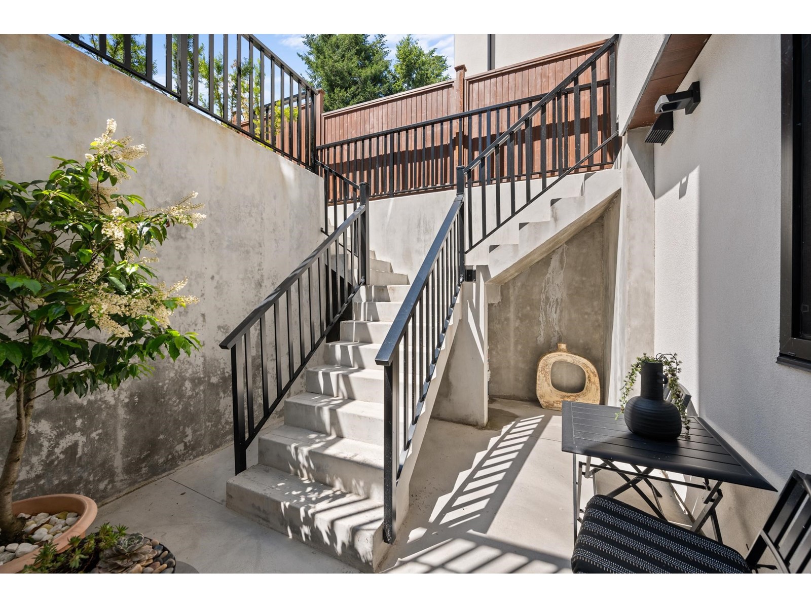 1255 Kent Street, White Rock, British Columbia  V4B 4T6 - Photo 34 - R2979807