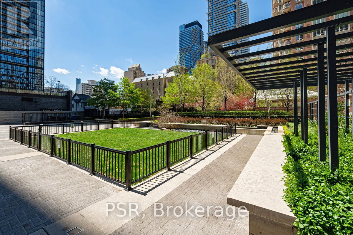 2007 - 28 Ted Rogers Way, Toronto, Ontario  M4Y 2J4 - Photo 26 - C12162462