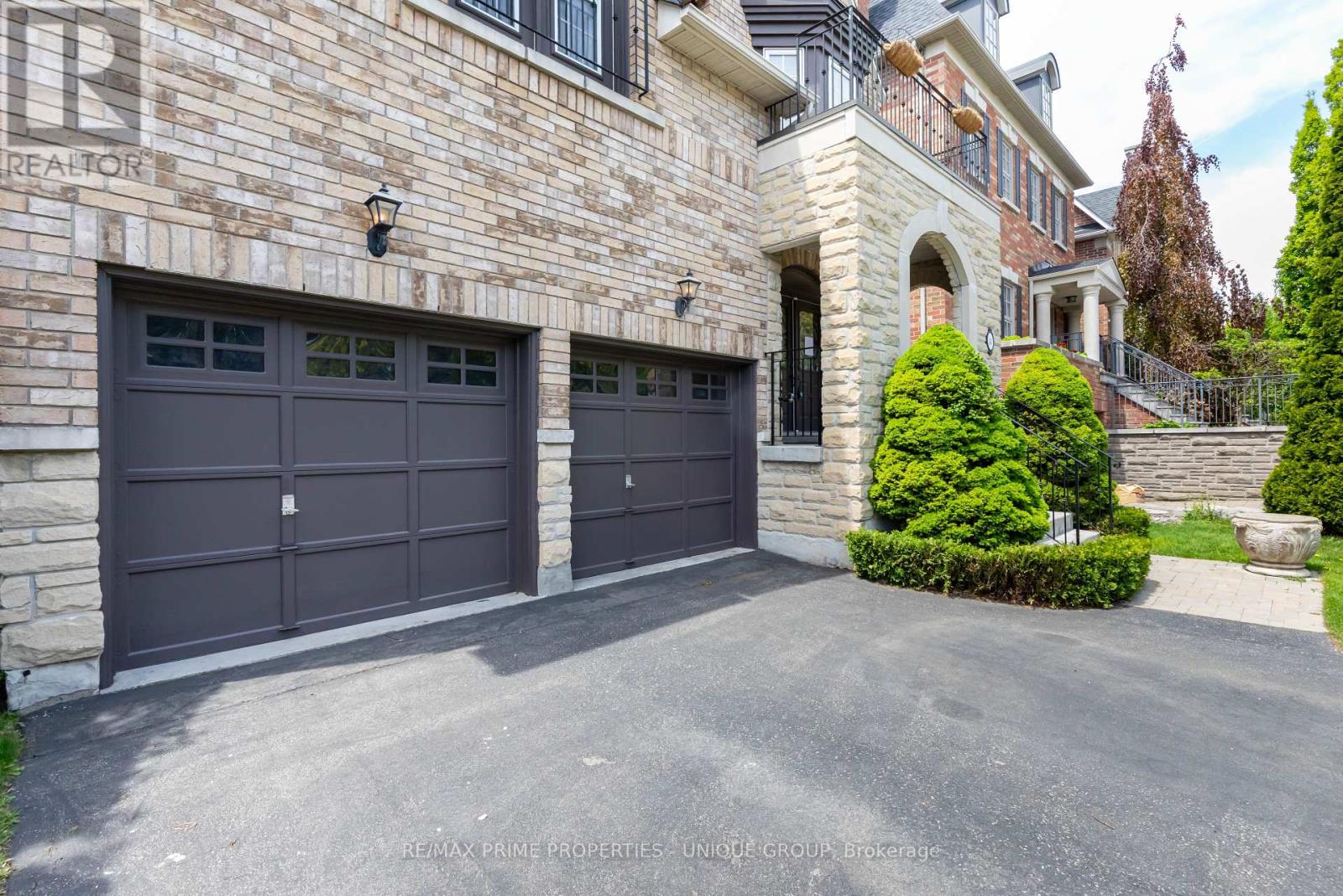 14 Hampton Park Crescent, Toronto, Ontario  M4W 3X7 - Photo 36 - C12162498