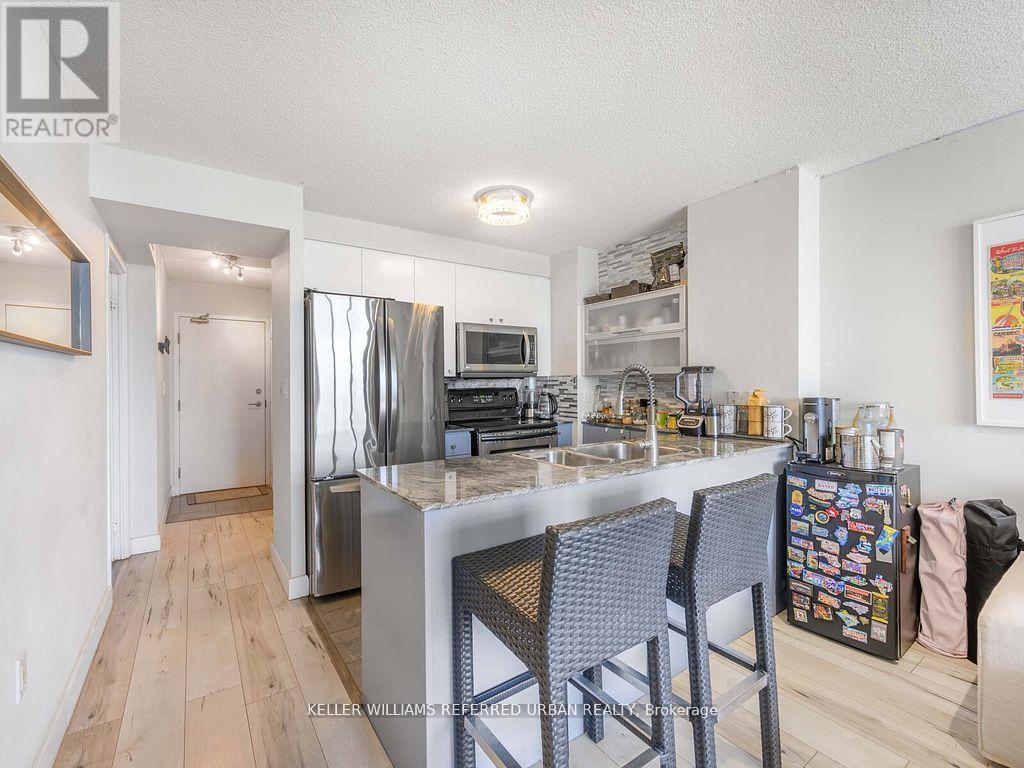 4702 - 11 Brunel Court, Toronto, Ontario  M5V 3Y3 - Photo 10 - C12162567