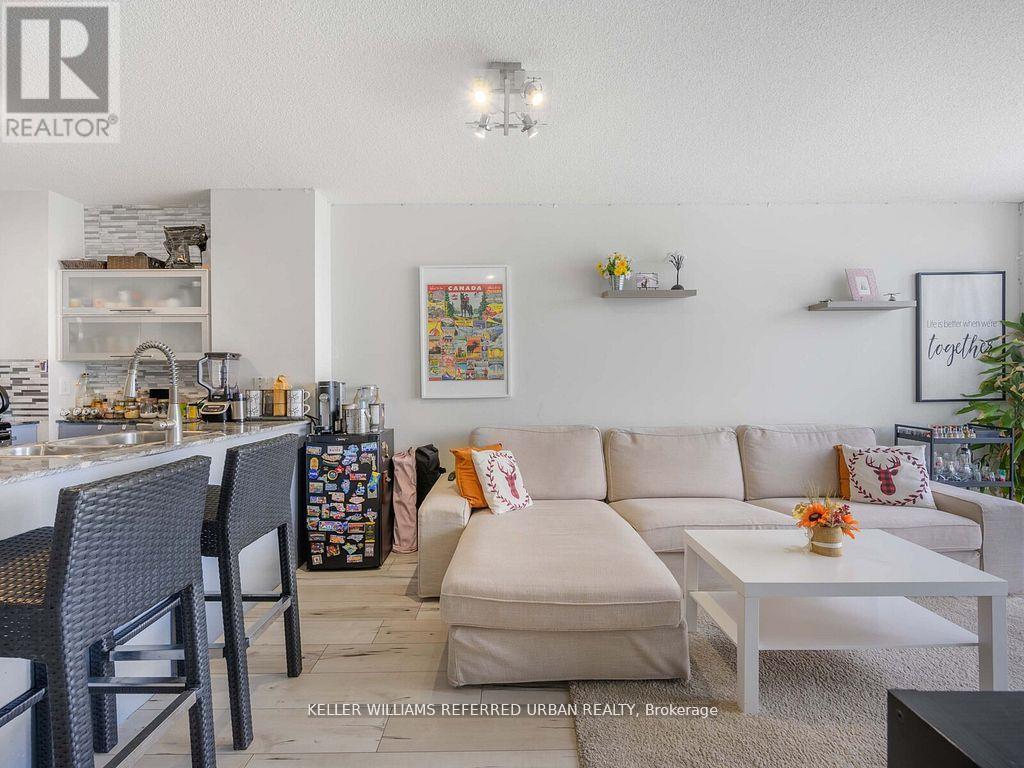 4702 - 11 Brunel Court, Toronto, Ontario  M5V 3Y3 - Photo 9 - C12162567