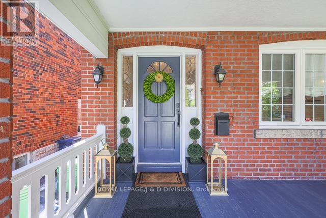 269 St Clements Avenue, Toronto, Ontario  M4R 1H3 - Photo 2 - C12162631