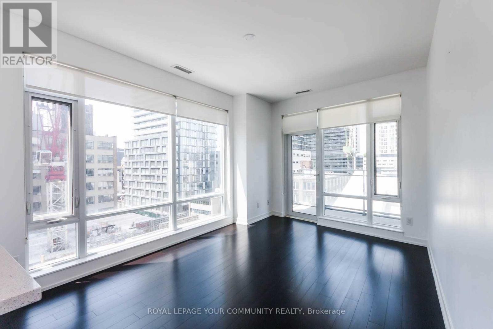 802 - 21 Widmer Street, Toronto, Ontario  M5V 0B8 - Photo 6 - C12162648