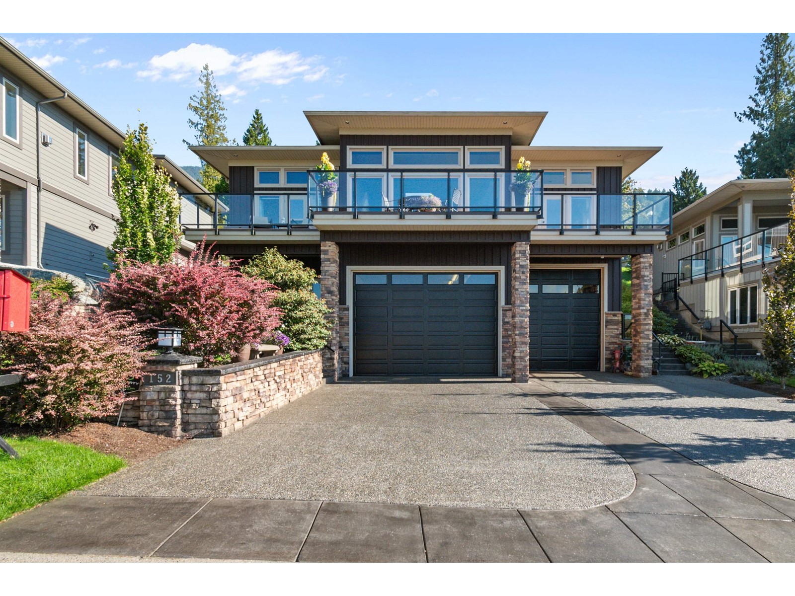 Property at 152 51075 FALLS COURT image 1