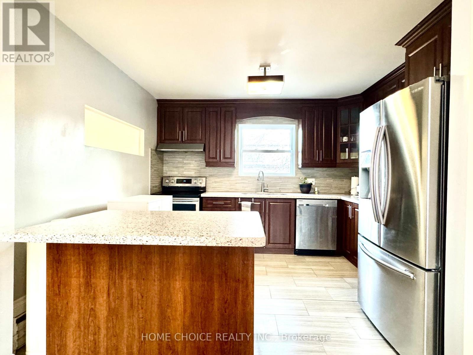 48 South Woodrow Boulevard, Toronto, Ontario  M1N 3L6 - Photo 8 - E12162467