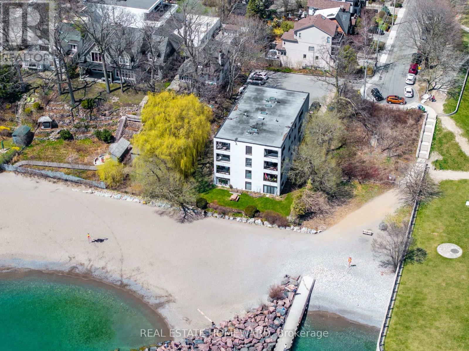 2 - 2 Nursewood Road, Toronto (The Beaches), Ontario  M4E 3R8 - Photo 3 - E12162503