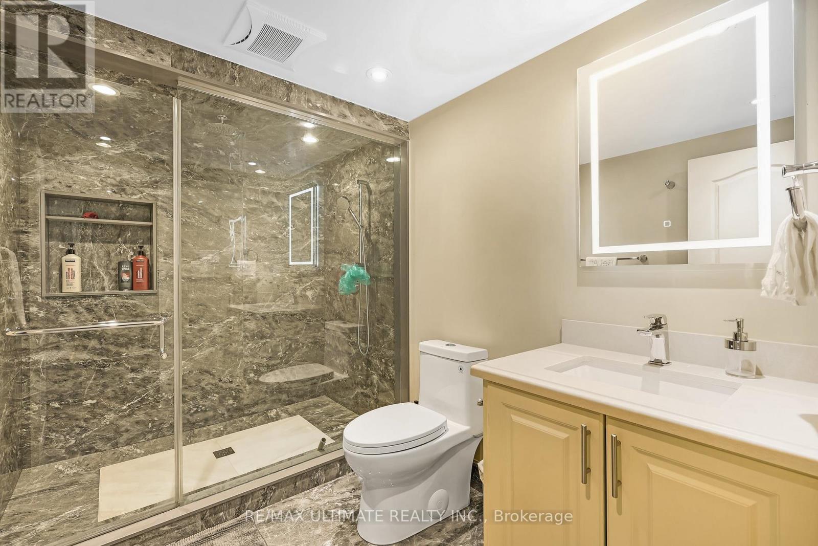 42 Donwoods Crescent, Whitby, Ontario  L1R 0N1 - Photo 31 - E12162560
