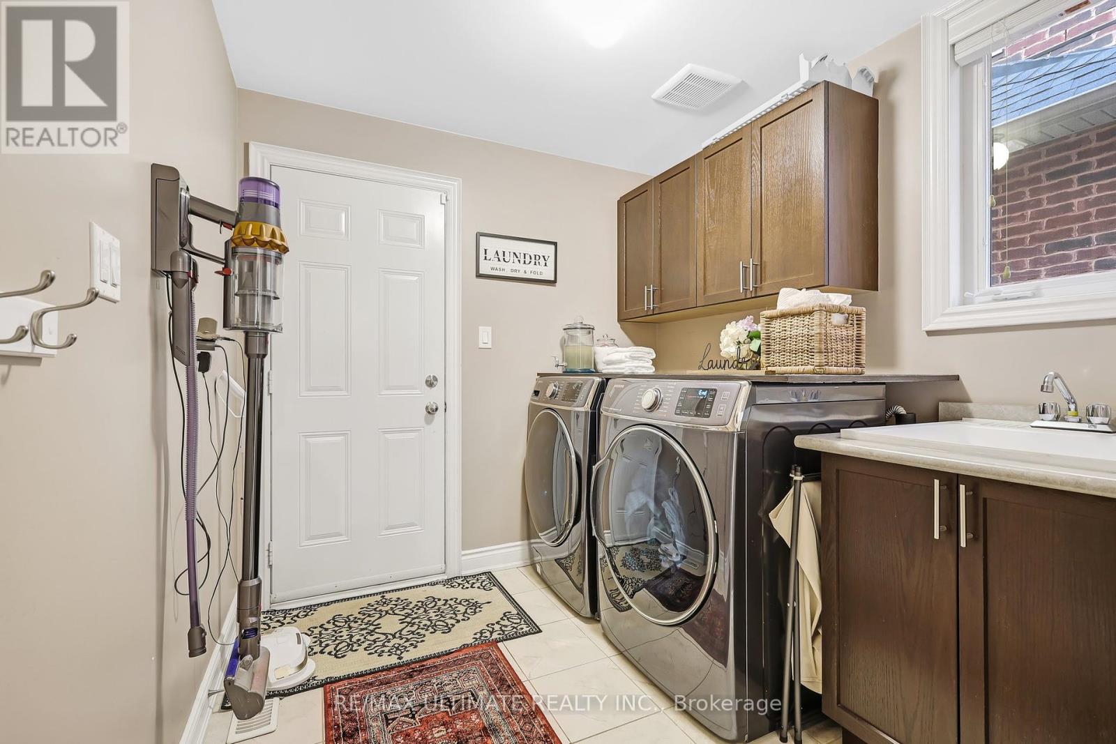 42 Donwoods Crescent, Whitby, Ontario  L1R 0N1 - Photo 36 - E12162560