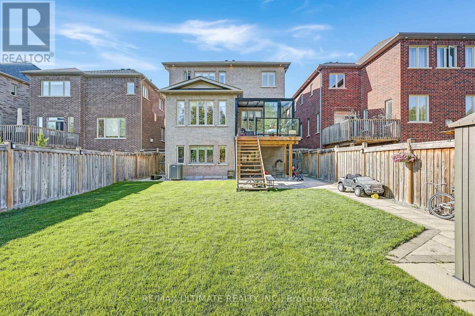 42 Donwoods Crescent, Whitby, Ontario  L1R 0N1 - Photo 41 - E12162560