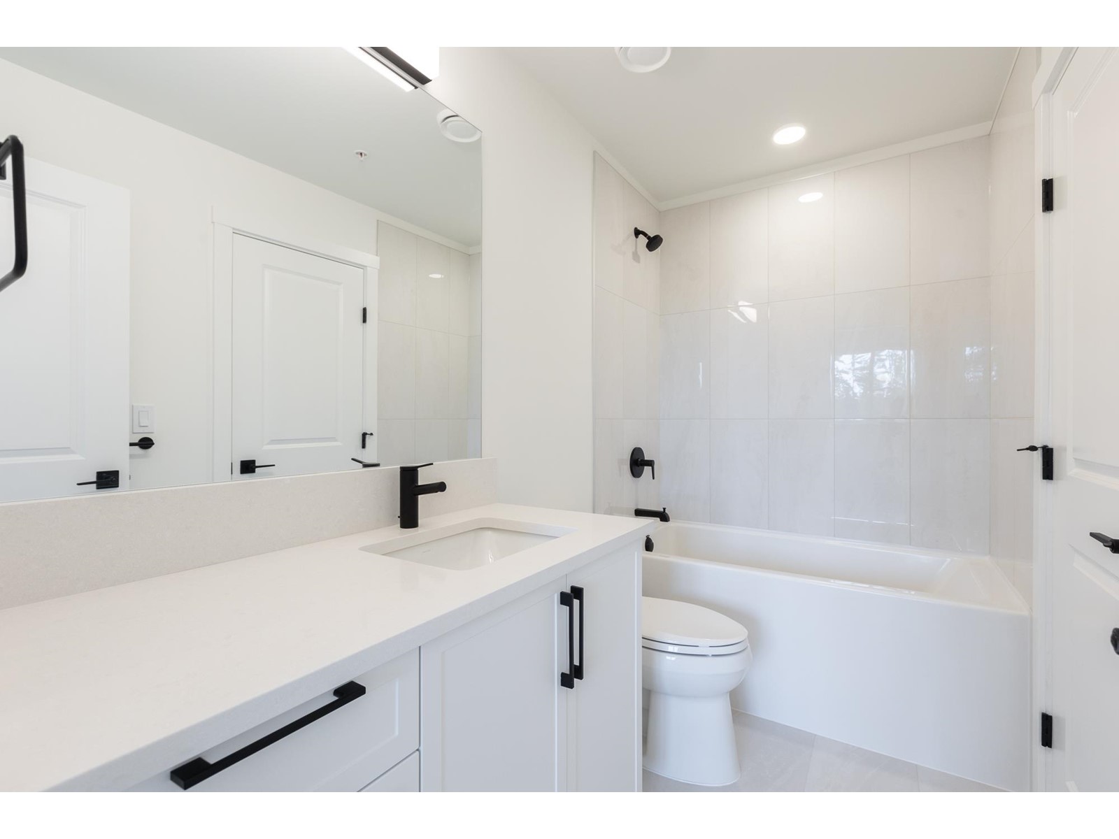 518 3528 146a Street, Surrey, British Columbia  V4P 0H4 - Photo 6 - R2959191
