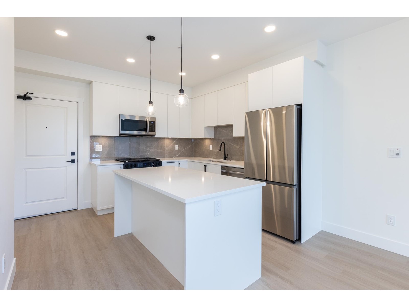 518 3528 146a Street, Surrey, British Columbia  V4P 0H4 - Photo 14 - R2959191