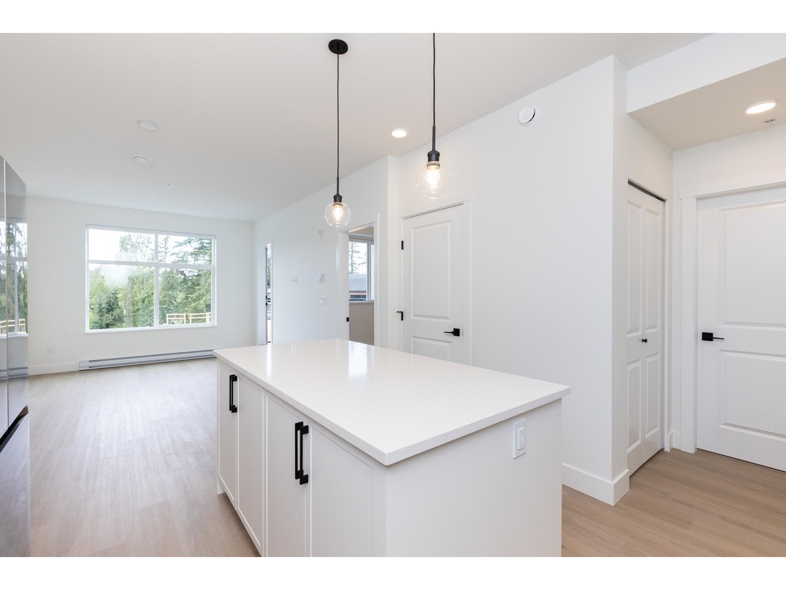 518 3528 146a Street, Surrey, British Columbia  V4P 0H4 - Photo 8 - R2959191