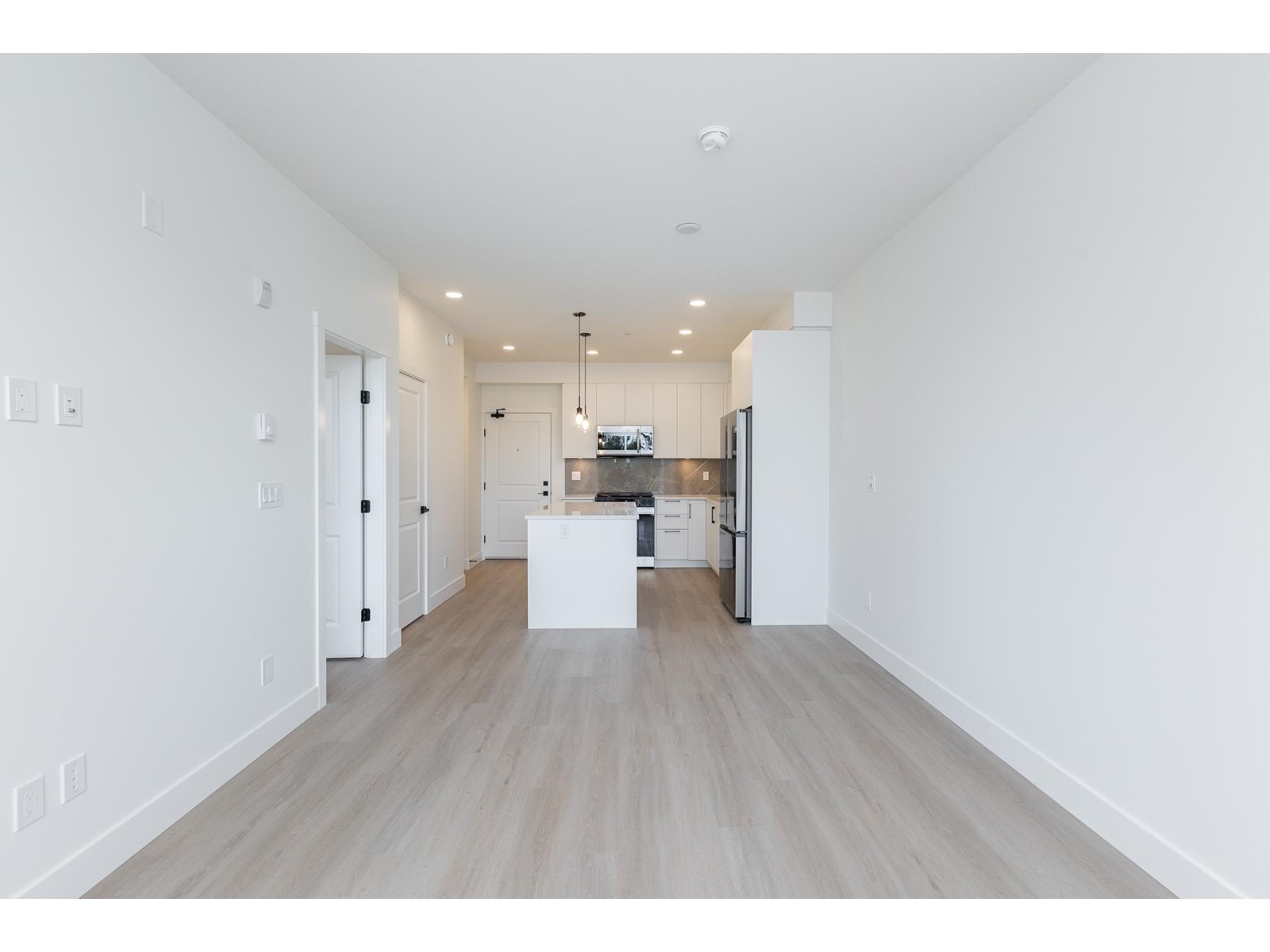 518 3528 146a Street, Surrey, British Columbia  V4P 0H4 - Photo 9 - R2959191