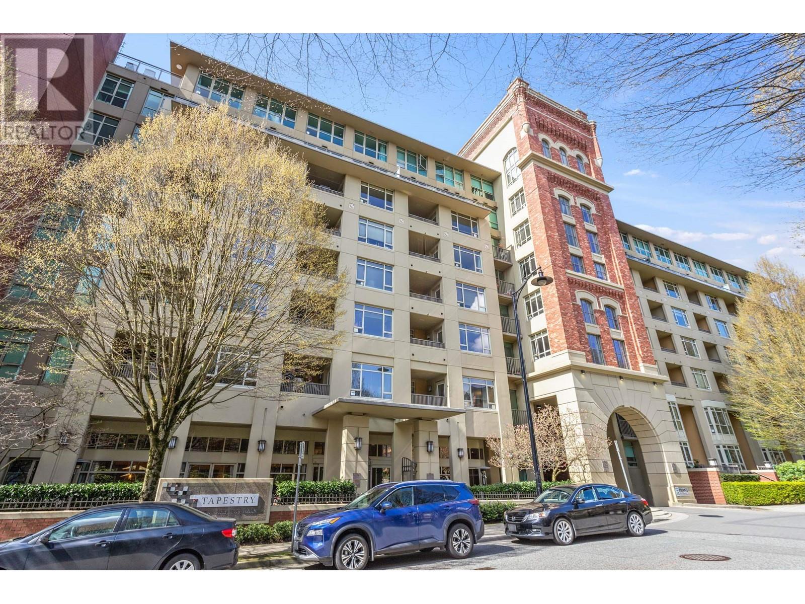 702 2799 YEW STREET, Vancouver, British Columbia